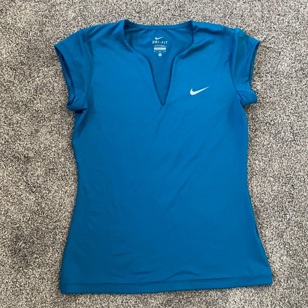 Nike DriFit Shirt